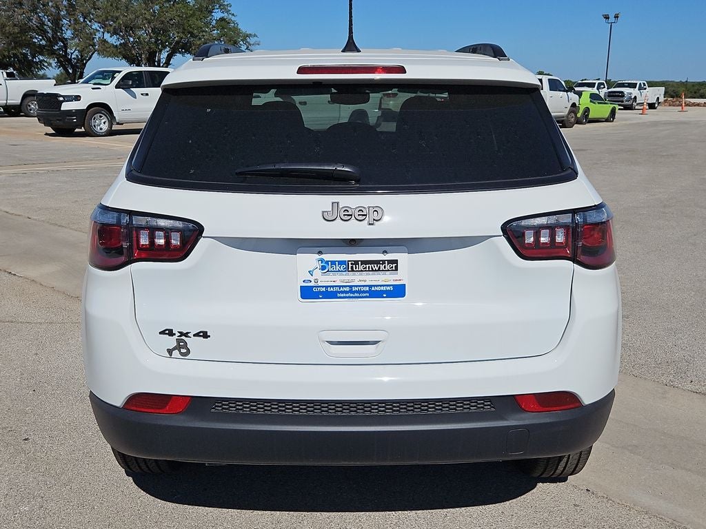 2026 Jeep Compass Latitude Altitude