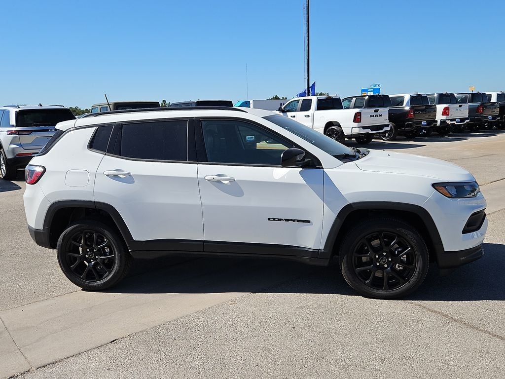 2026 Jeep Compass Latitude Altitude