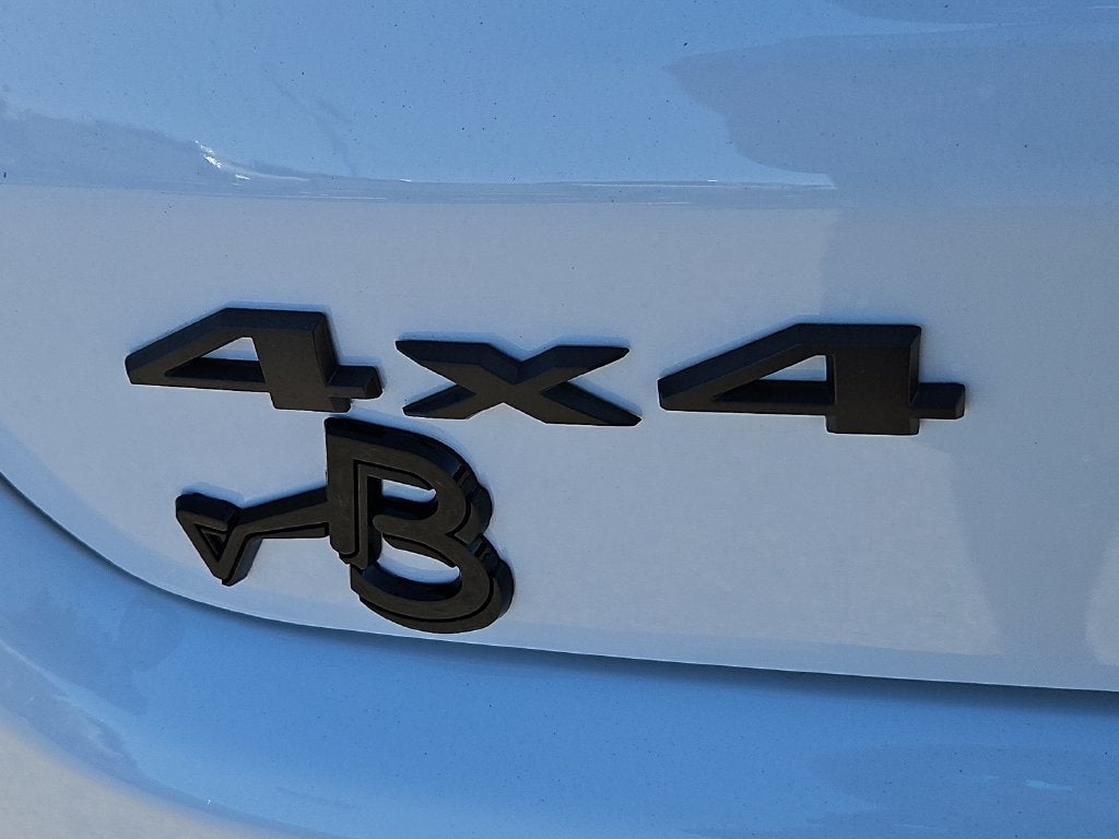 2027 Jeep Compass COMPASS LATITUDE ALTITUDE 4X4
