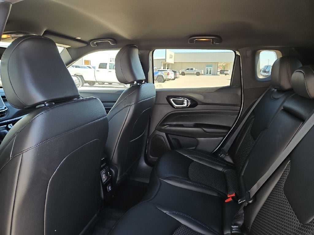 2027 Jeep Compass COMPASS LATITUDE ALTITUDE 4X4