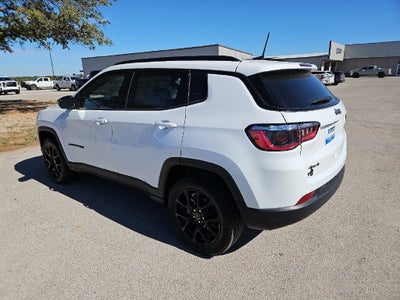 2027 Jeep Compass COMPASS LATITUDE ALTITUDE 4X4