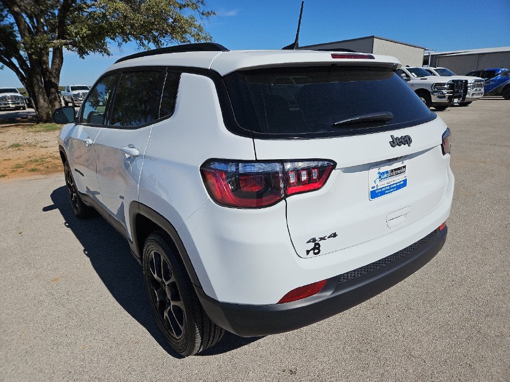 2027 Jeep Compass COMPASS LATITUDE ALTITUDE 4X4