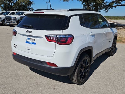 2027 Jeep Compass COMPASS LATITUDE ALTITUDE 4X4