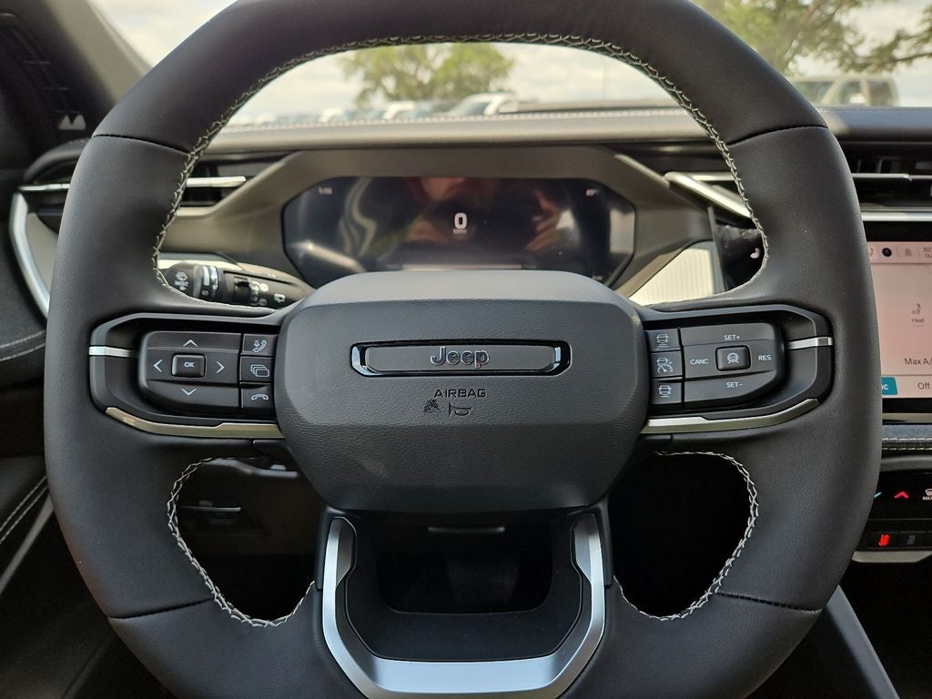 2026 Jeep Cherokee CHEROKEE LAREDO 4X4