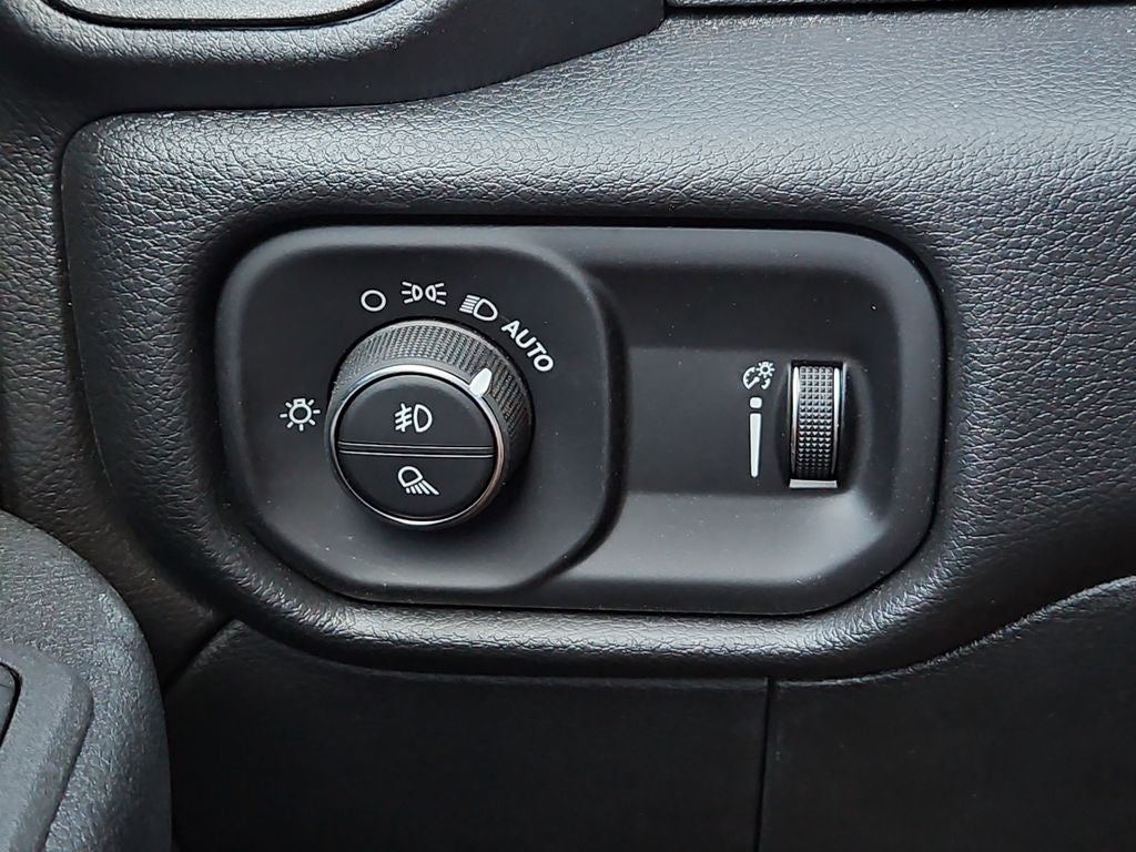 2026 RAM 2500 RAM 2500 TRADESMAN CREW CAB 4X4 6'4' BOX