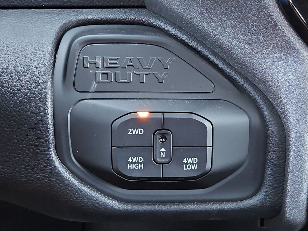 2026 RAM 2500 RAM 2500 TRADESMAN CREW CAB 4X4 6'4' BOX