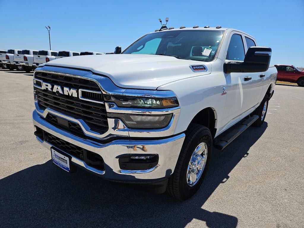 2026 RAM 2500 RAM 2500 TRADESMAN CREW CAB 4X4 6'4' BOX