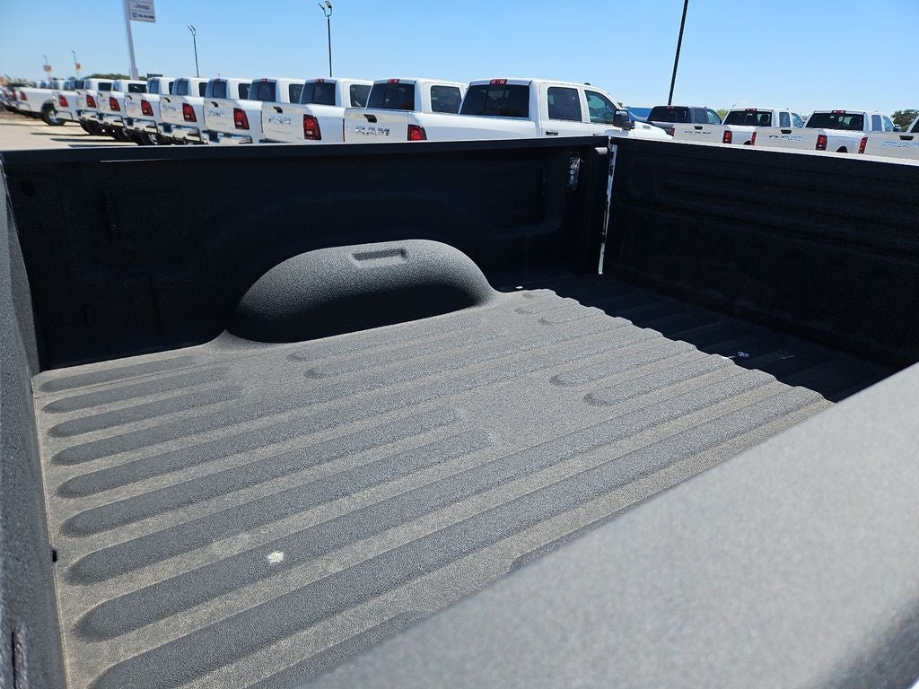 2026 RAM 2500 RAM 2500 TRADESMAN CREW CAB 4X4 6'4' BOX