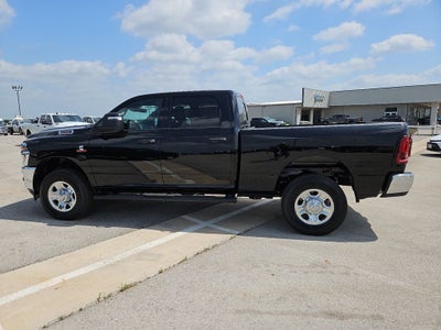 2026 RAM 2500 RAM 2500 TRADESMAN CREW CAB 4X4 6'4' BOX