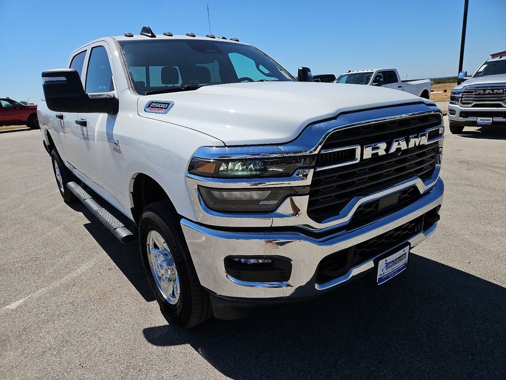 2026 RAM 2500 RAM 2500 TRADESMAN CREW CAB 4X4 6'4' BOX