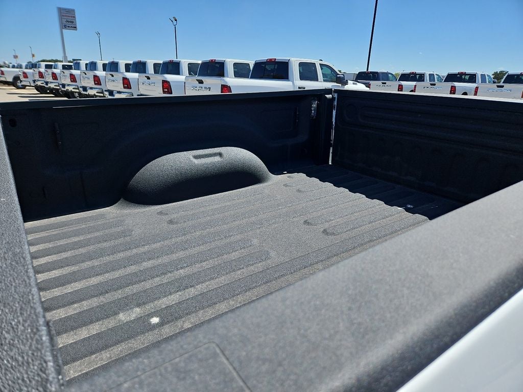 2026 RAM 2500 RAM 2500 TRADESMAN CREW CAB 4X4 6'4' BOX