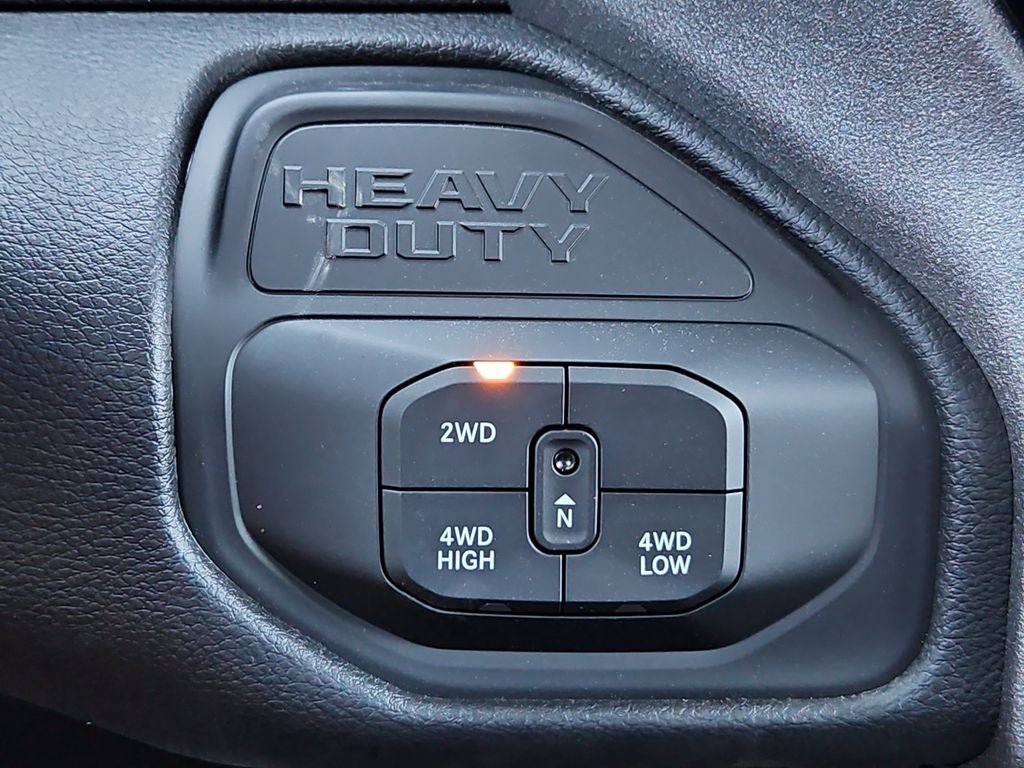 2026 RAM 2500 RAM 2500 TRADESMAN CREW CAB 4X4 6'4' BOX