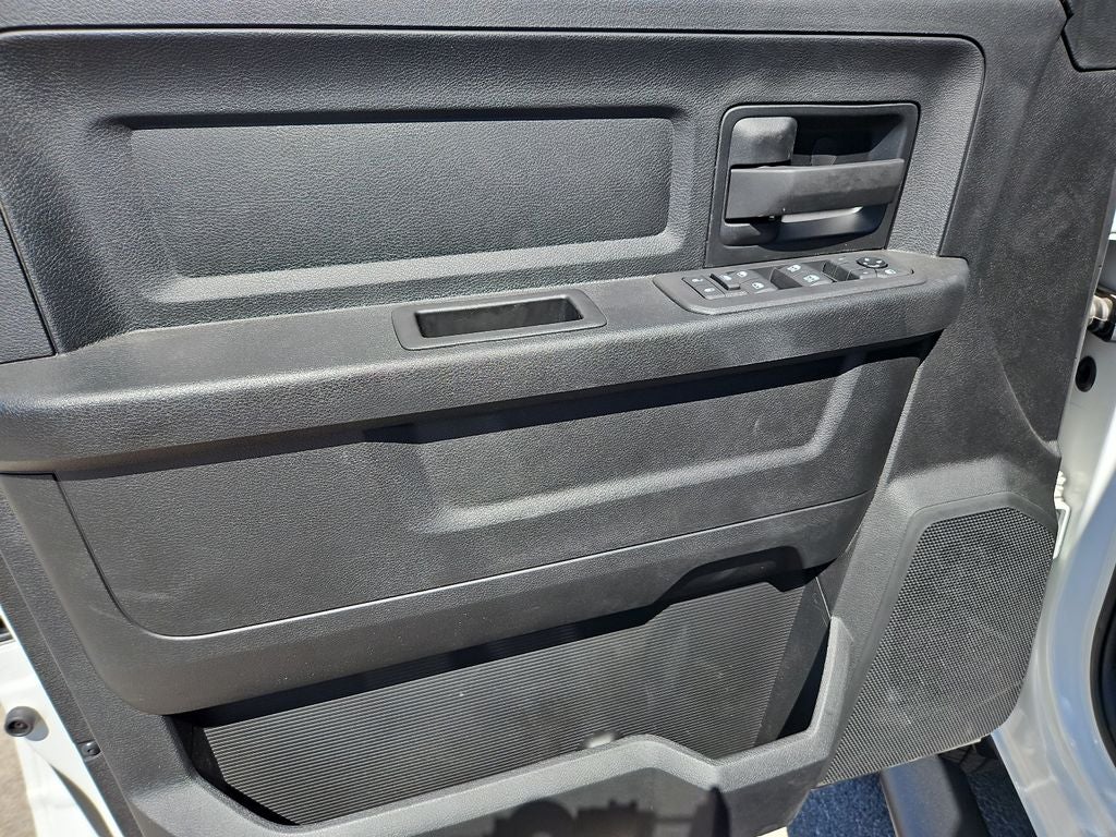 2026 RAM 2500 RAM 2500 TRADESMAN CREW CAB 4X4 6'4' BOX