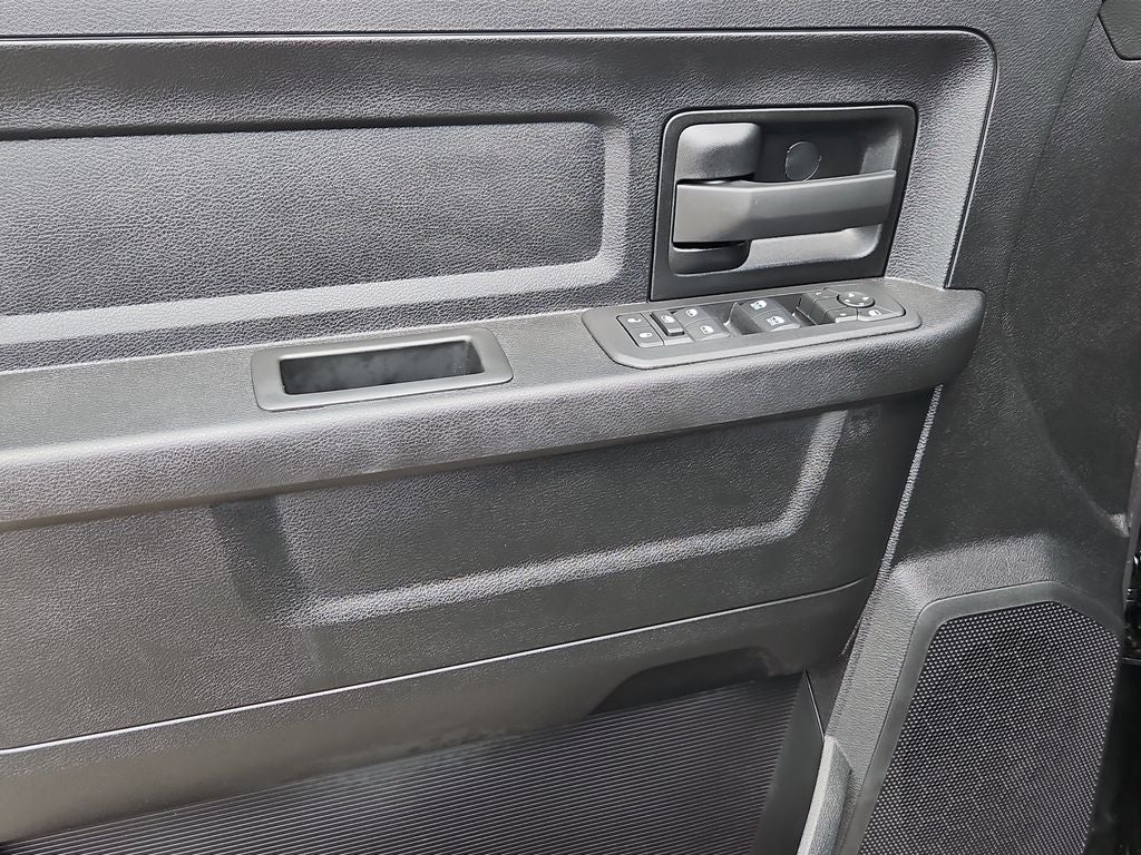 2026 RAM 2500 RAM 2500 TRADESMAN CREW CAB 4X4 6'4' BOX