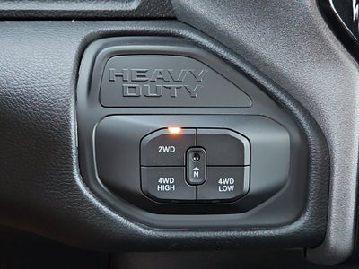 2027 RAM 3500 RAM 3500 TRADESMAN CREW CAB 4X4 8' BOX