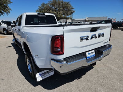2027 RAM 3500 RAM 3500 TRADESMAN CREW CAB 4X4 8' BOX