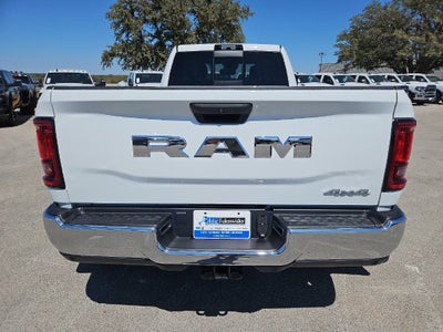 2027 RAM 3500 RAM 3500 TRADESMAN CREW CAB 4X4 8' BOX