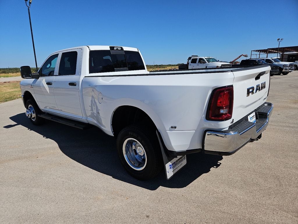 2027 RAM 3500 RAM 3500 TRADESMAN CREW CAB 4X4 8' BOX