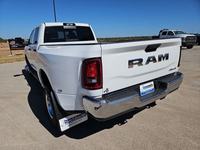 2027 RAM 3500 RAM 3500 TRADESMAN CREW CAB 4X4 8' BOX