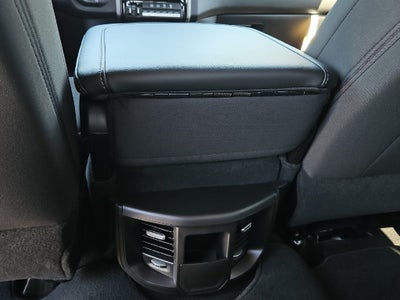 2027 RAM 3500 RAM 3500 TRADESMAN CREW CAB 4X4 8' BOX