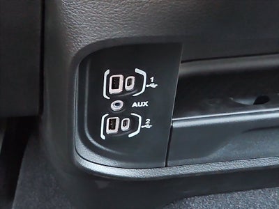 2027 RAM 3500 RAM 3500 TRADESMAN CREW CAB 4X4 8' BOX