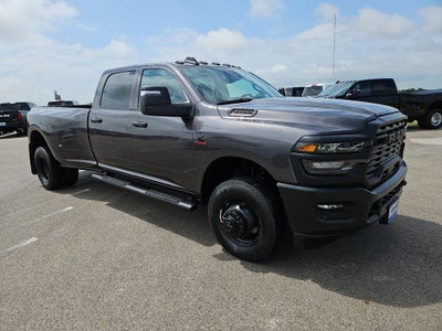 2026 RAM 3500 RAM 3500 TRADESMAN CREW CAB 4X4 8' BOX