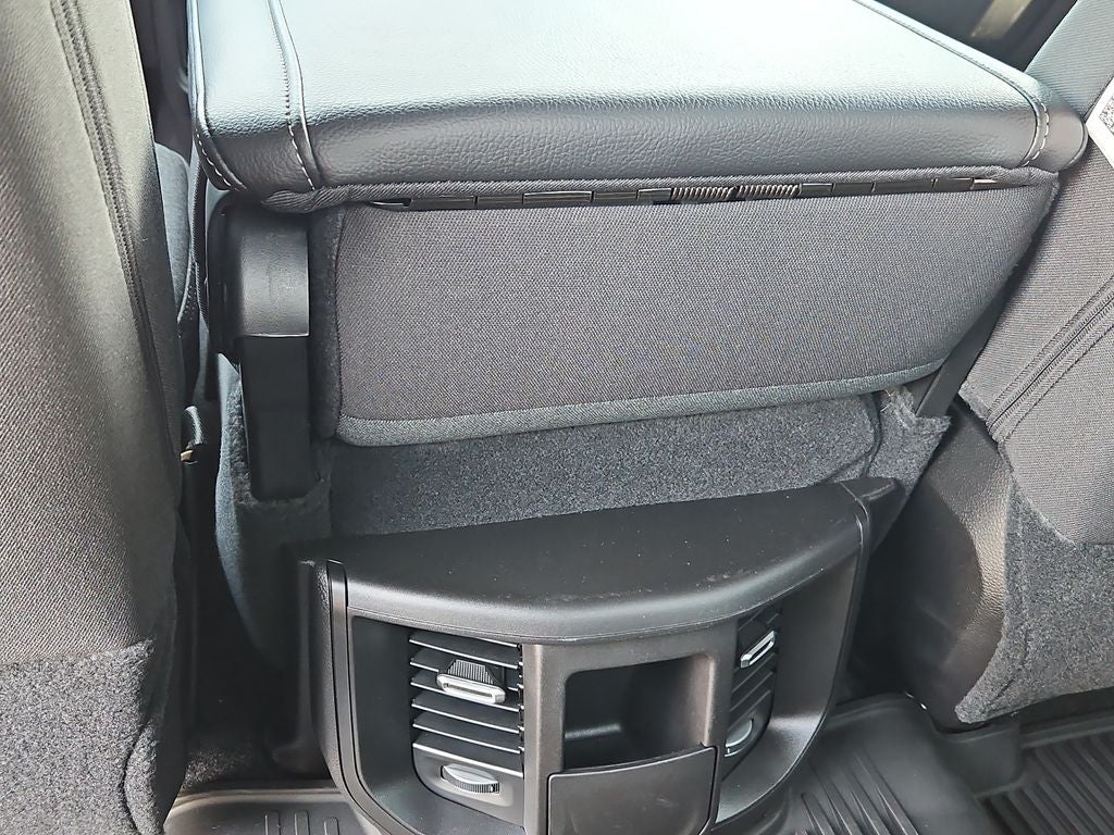 2026 RAM 3500 RAM 3500 TRADESMAN CREW CAB 4X4 8' BOX