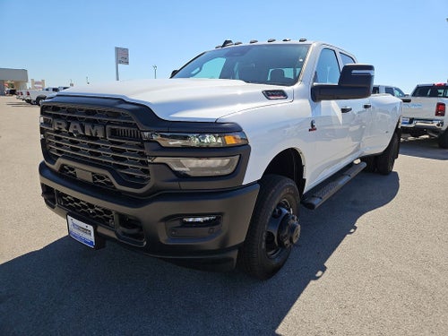 2027 RAM 3500 RAM 3500 TRADESMAN CREW CAB 4X4 8' BOX
