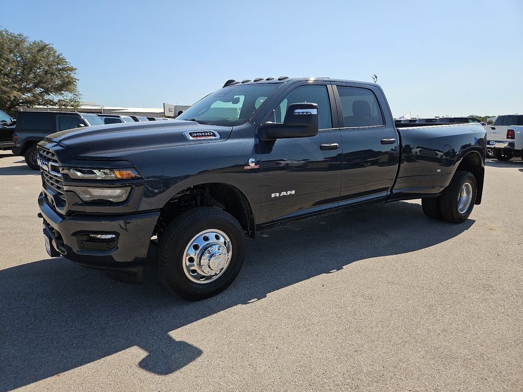 2026 RAM 3500 RAM 3500 LONE STAR CREW CAB 4X4 8' BOX
