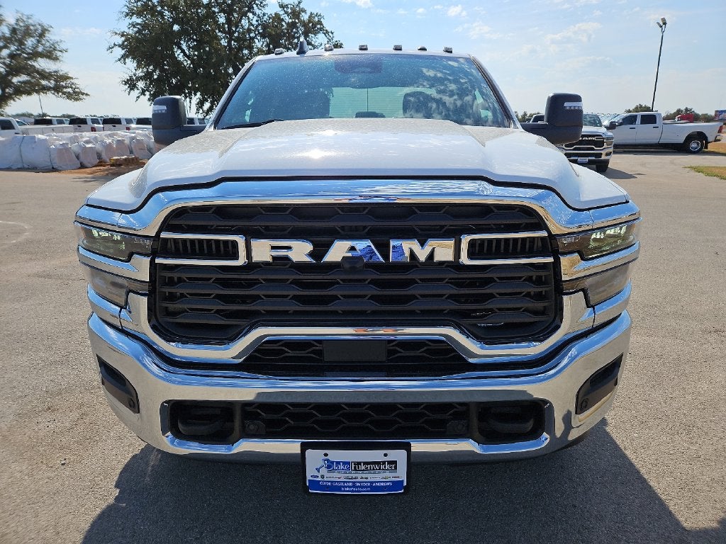 2027 RAM 3500 RAM 3500 LONE STAR CREW CAB 4X4 8' BOX