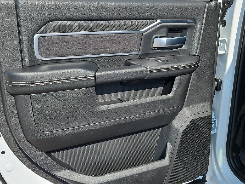 2027 RAM 3500 RAM 3500 LONE STAR CREW CAB 4X4 8' BOX
