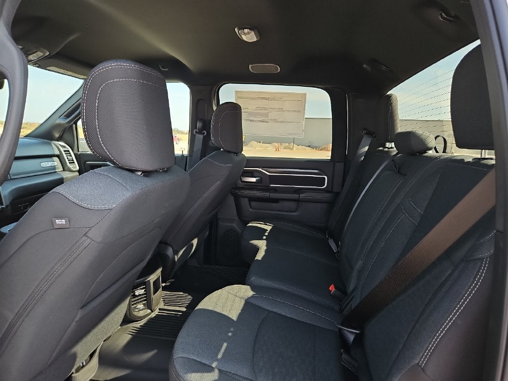 2027 RAM 3500 RAM 3500 LONE STAR CREW CAB 4X4 8' BOX