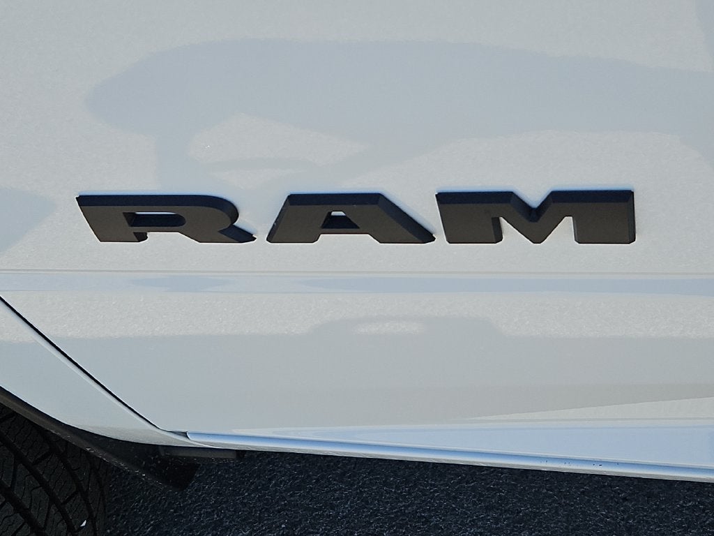 2027 RAM 3500 RAM 3500 LONE STAR CREW CAB 4X4 8' BOX