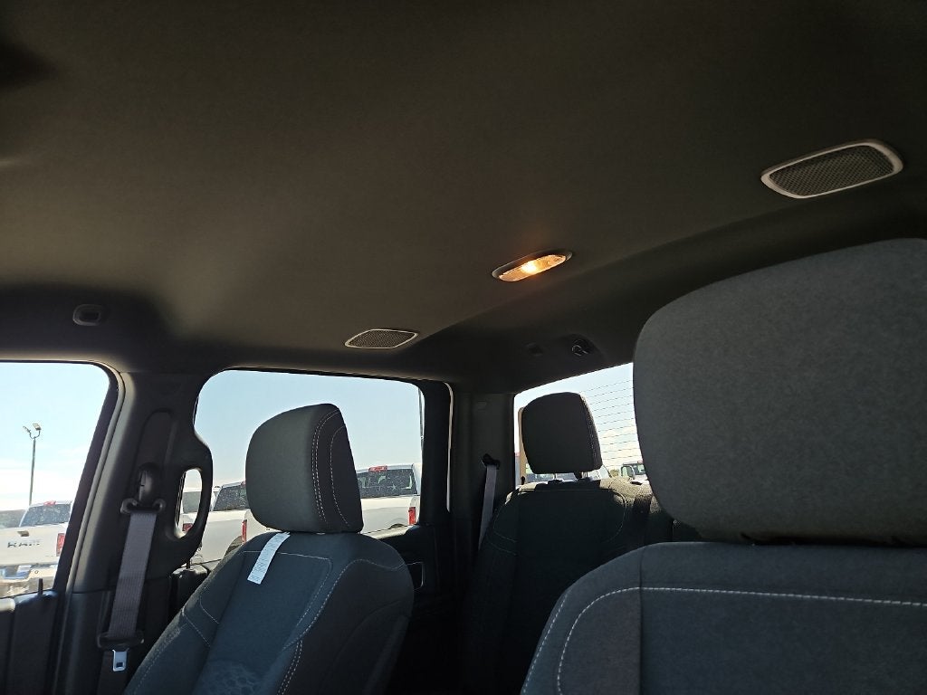 2027 RAM 3500 RAM 3500 LONE STAR CREW CAB 4X4 8' BOX