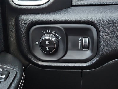 2027 RAM 3500 RAM 3500 LONE STAR CREW CAB 4X4 8' BOX