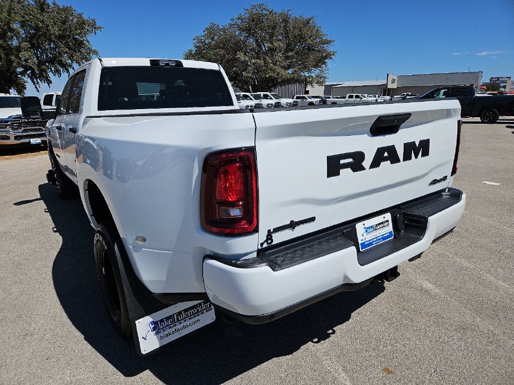 2027 RAM 3500 RAM 3500 LONE STAR CREW CAB 4X4 8' BOX