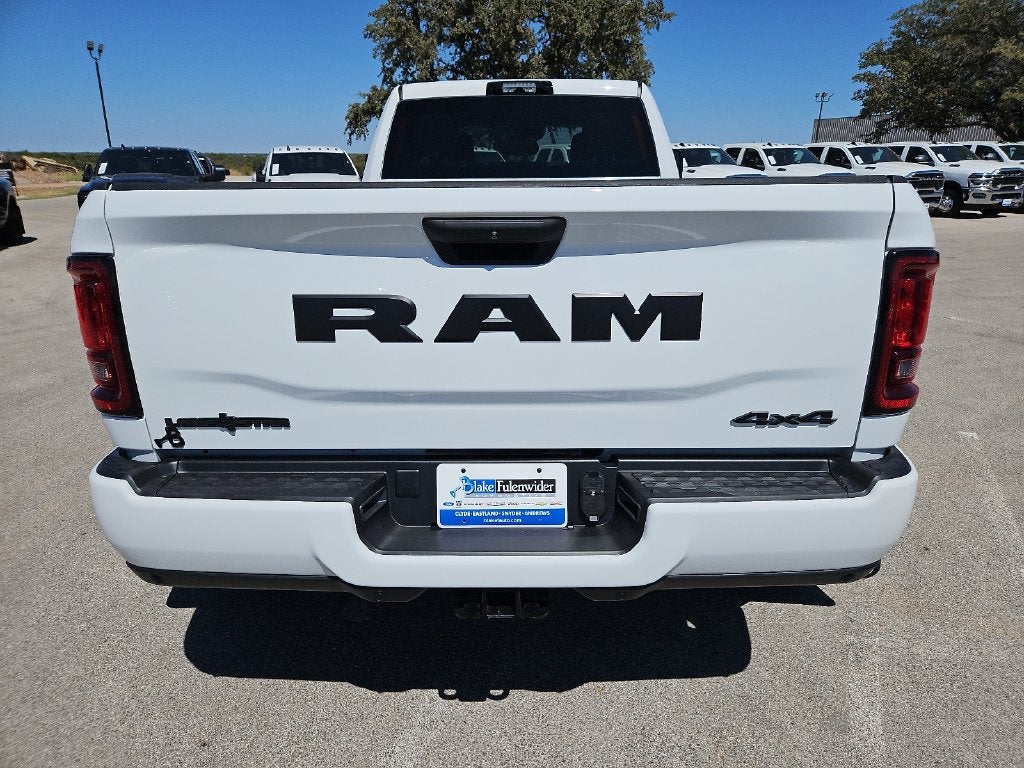 2027 RAM 3500 RAM 3500 LONE STAR CREW CAB 4X4 8' BOX