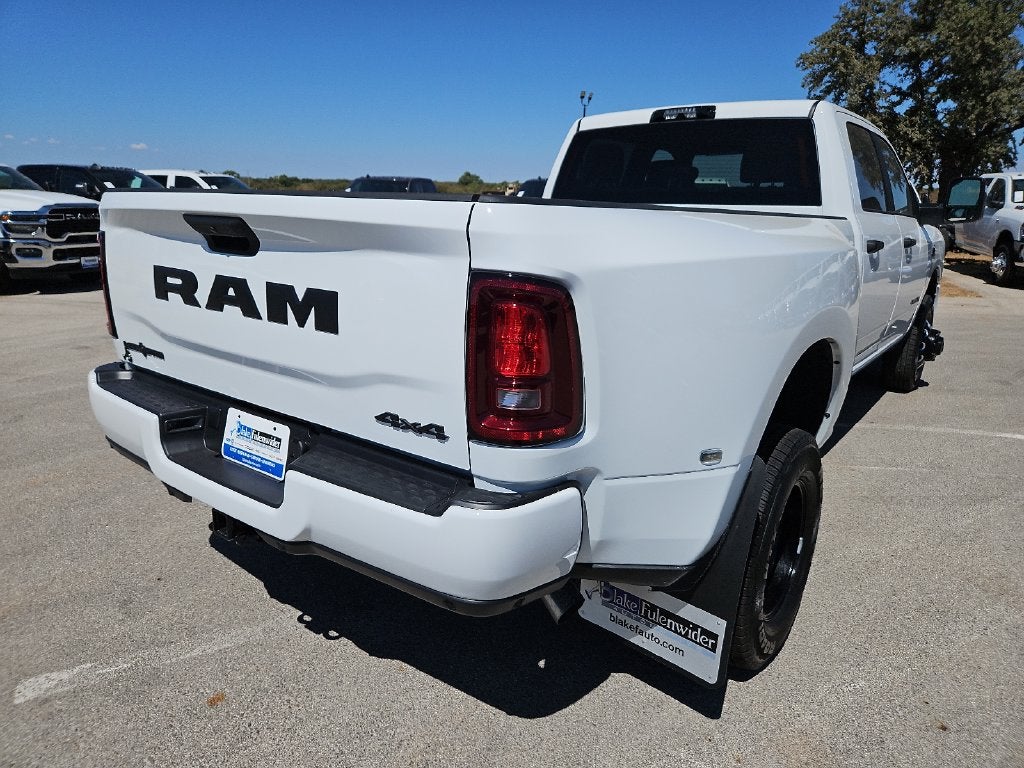 2027 RAM 3500 RAM 3500 LONE STAR CREW CAB 4X4 8' BOX