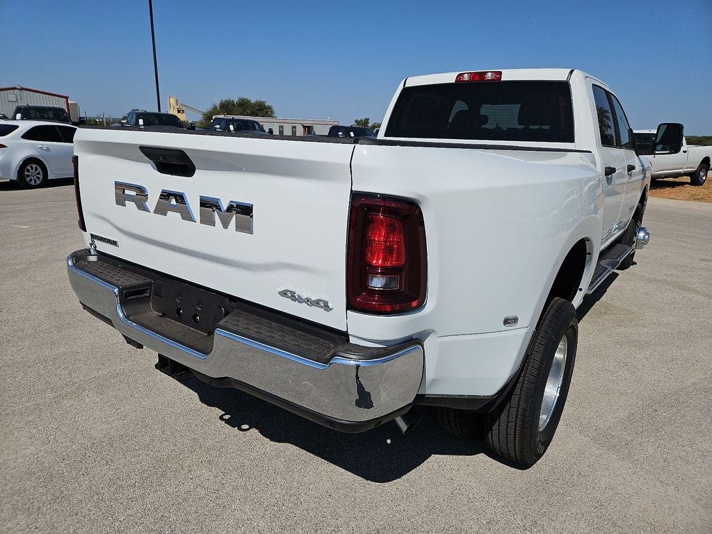 2026 RAM 3500 Big Horn Crew Cab 4x4 8' Box
