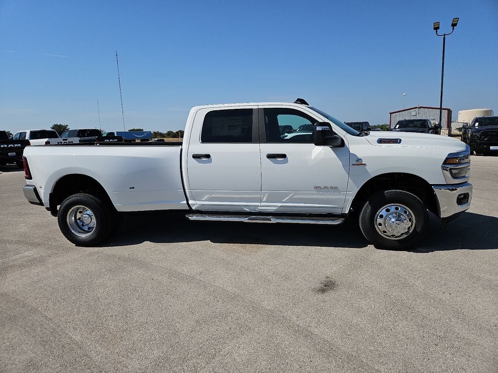 2026 RAM 3500 Big Horn Crew Cab 4x4 8' Box