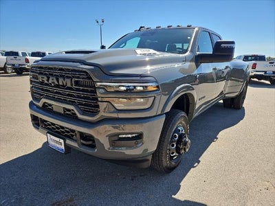2027 RAM 3500 RAM 3500 LARAMIE CREW CAB 4X4 8' BOX