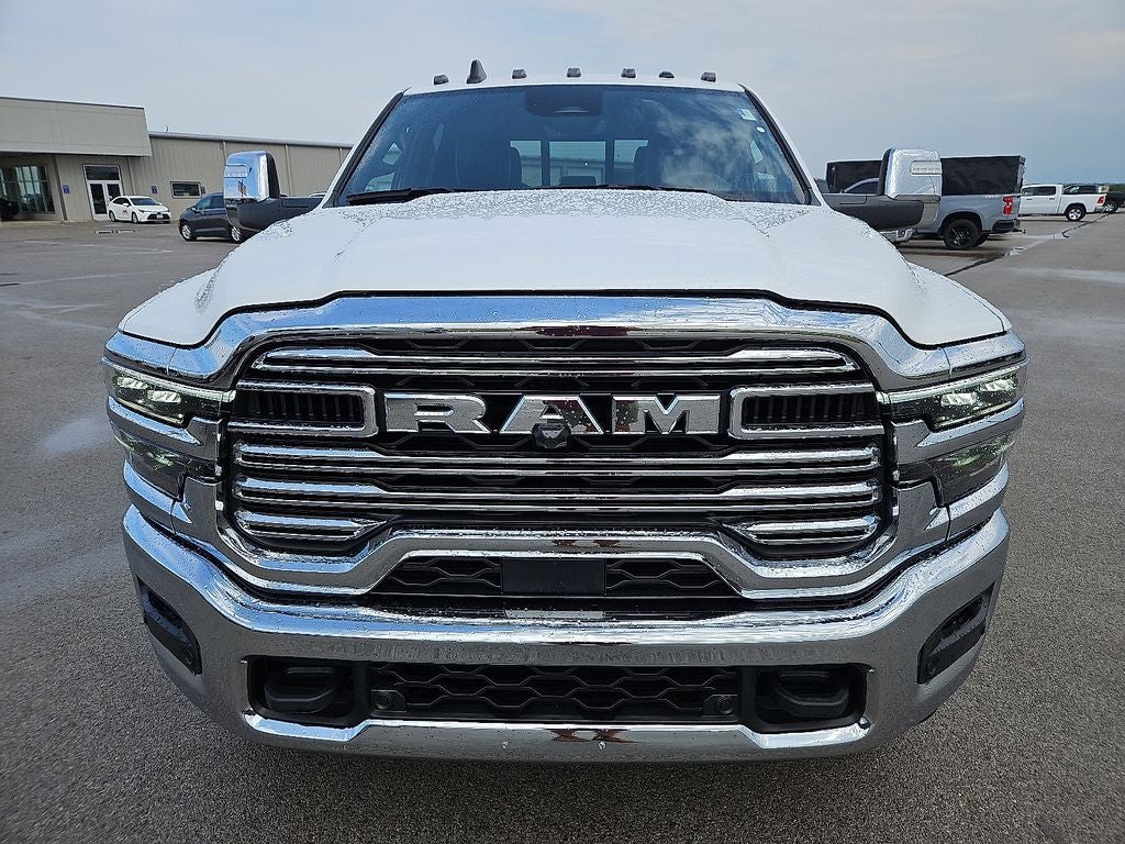 2025 RAM 3500 Laramie Crew Cab 4x4 8' Box