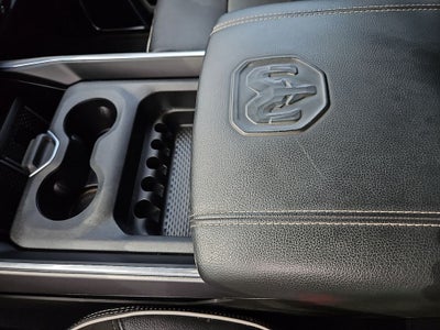 2025 RAM 3500 Laramie Crew Cab 4x4 8' Box