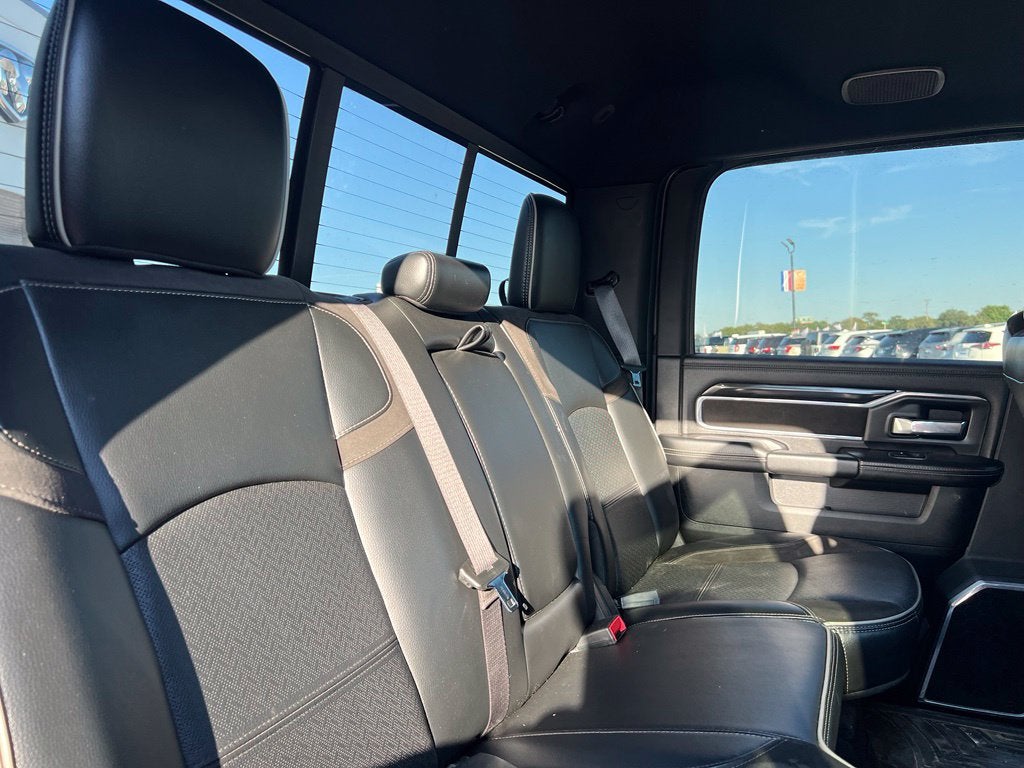 2022 RAM 3500 Laramie Crew Cab 4x4 8' Box