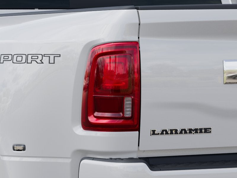 2027 RAM 3500 RAM 3500 LARAMIE MEGA CAB 4X4 6'4' BOX