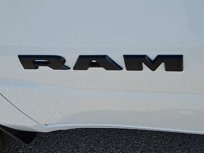 2027 RAM 1500 RAM 1500 EXPRESS CREW CAB 4X2 5'7' BOX