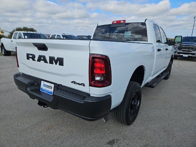 2027 RAM 2500 RAM 2500 TRADESMAN CREW CAB 4X4 6'4' BOX