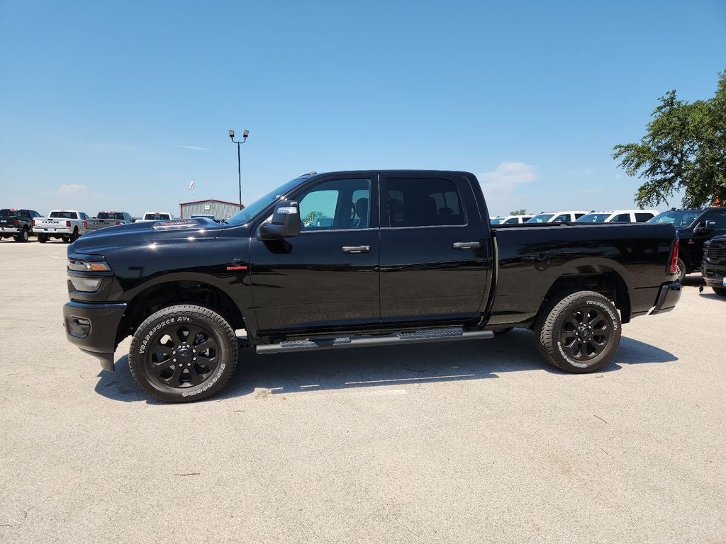 2026 RAM 2500 RAM 2500 BLACK EXPRESS CREW CAB 4X4 6'4' BOX