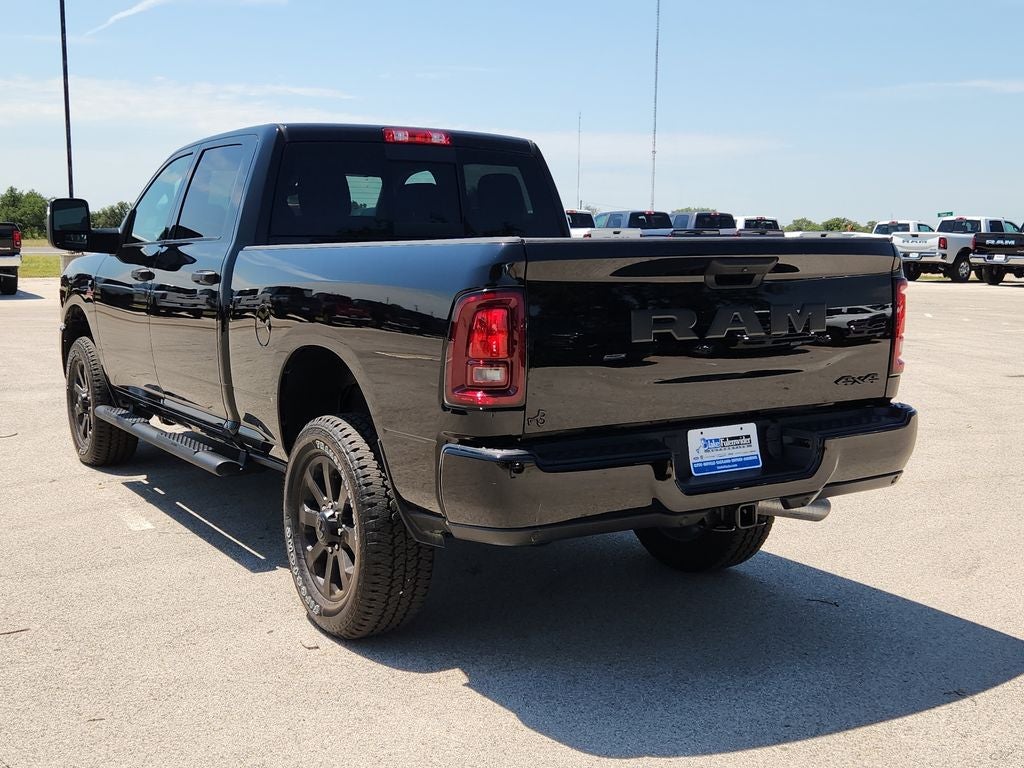2026 RAM 2500 RAM 2500 BLACK EXPRESS CREW CAB 4X4 6'4' BOX