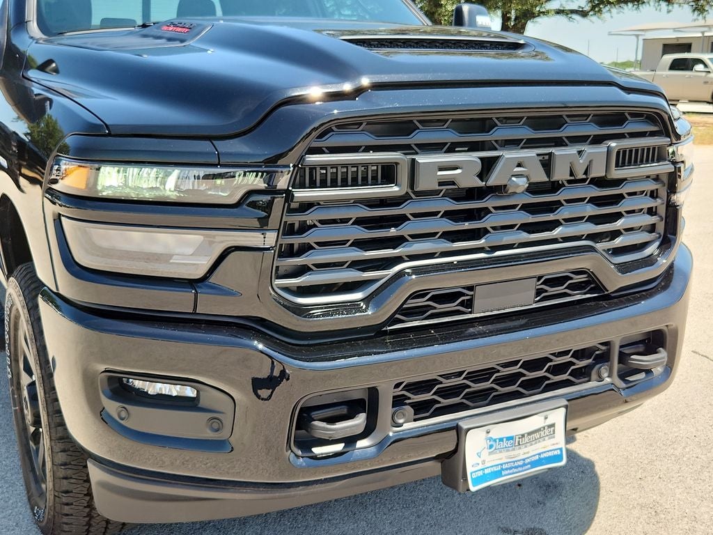 2026 RAM 2500 RAM 2500 BLACK EXPRESS CREW CAB 4X4 6'4' BOX